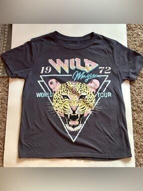 The “Wild Magic World Tour” Graphic Tee by Grayson/Threads | Retro | Medium